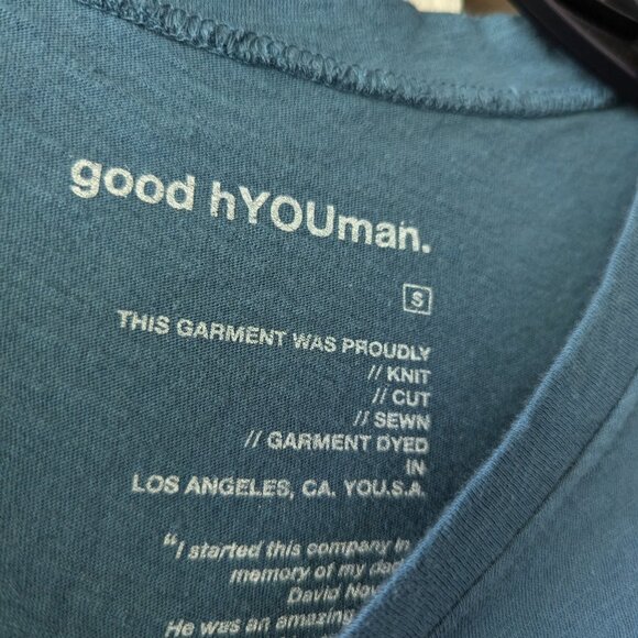 good hYOUman Finny - Love Block - Short Sleeve Crop Top. Size Small - Picture 8 of 9